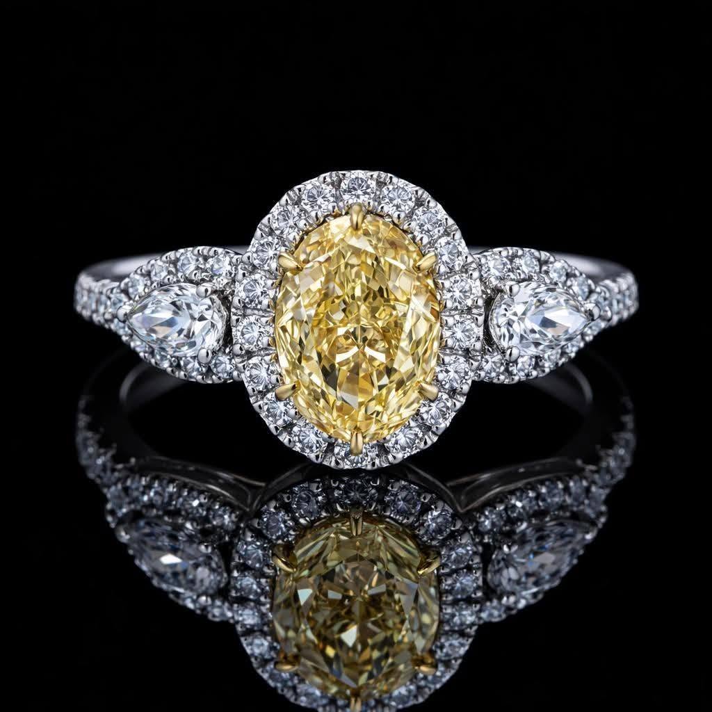 Yellow Oval Statement Ring — 14K Two-Tone Gold